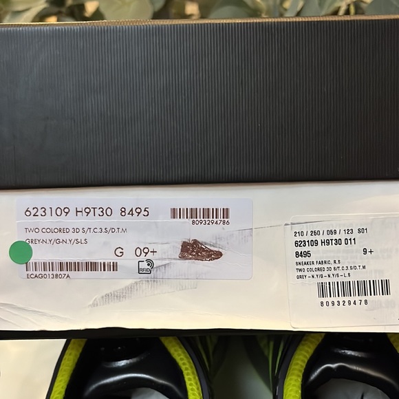 GUCCI Mens Ultra-pace Two Color 3D Sneakers - Picture 9 of 12